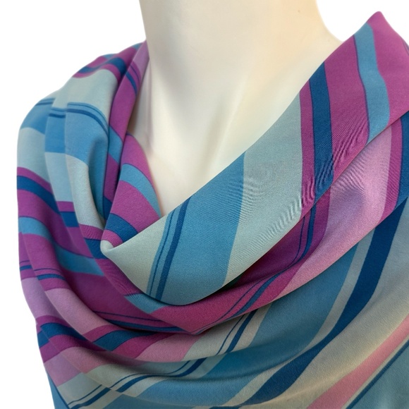 Vintage Franco Pugi Silk Crepe Stripe Scarf | 32" Square | Hand-Rolled Edges - Picture 5 of 10
